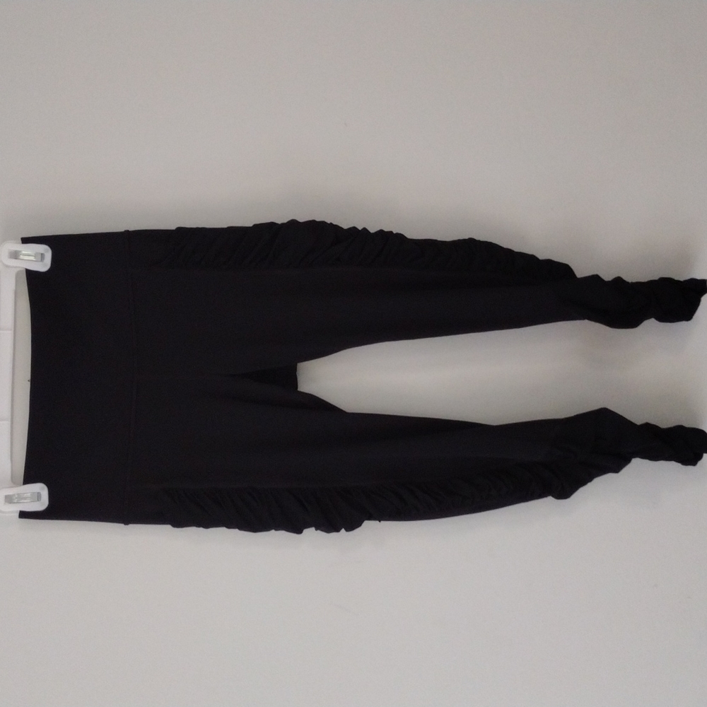 Athleta ruched calf black leggings
